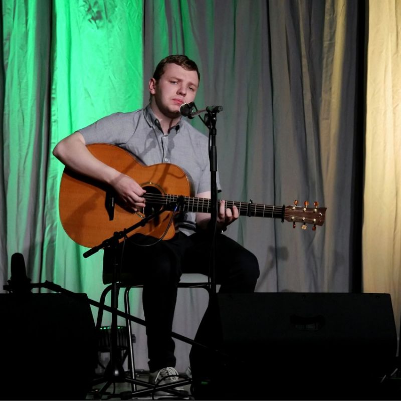 Local folk music star hits the right note at Ulster University image