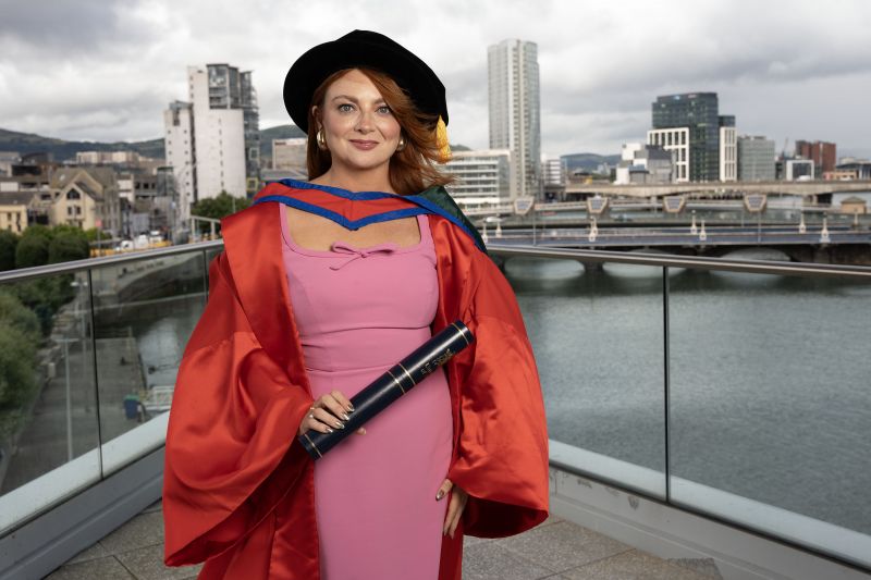 Ulster University honours Samatha Barry’s achievements in journalism and empowerment of women & girls  image