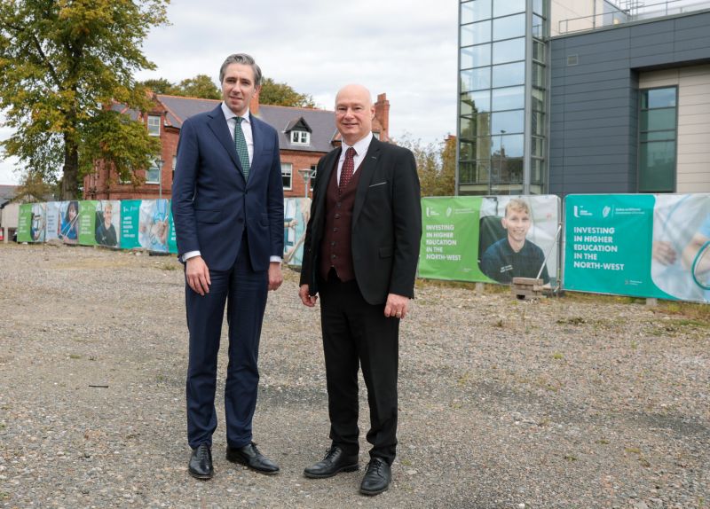 Taoiseach Simon Harris Visits Ulster University in Derry~Londonderry image